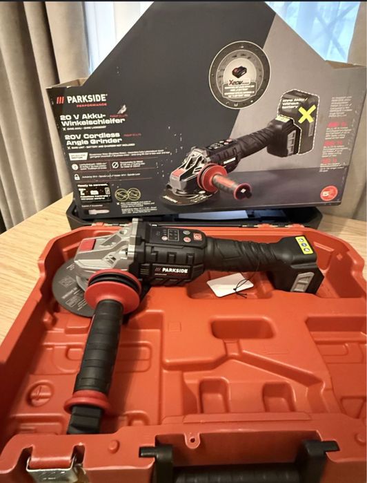 Polizor unghiular  flex pe acumulator 20v Parkside Performance