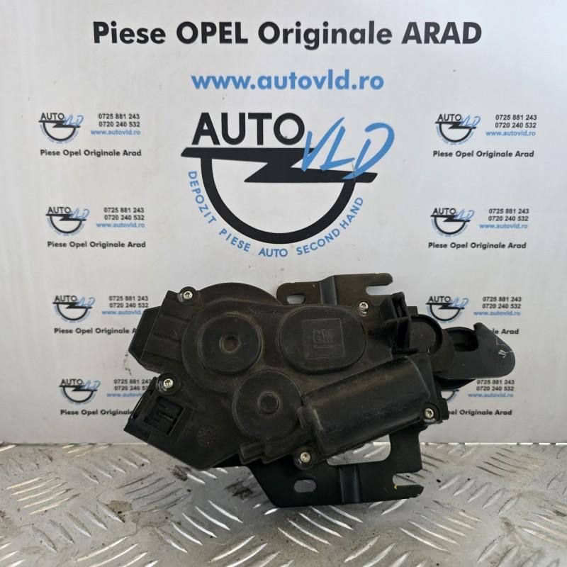 Broasca capota spate Opel Tigra B