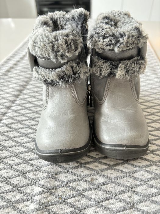 Ghetute Primigi marimea 19