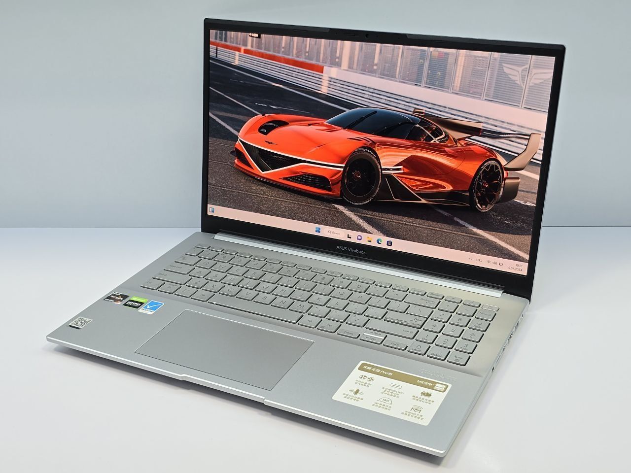 ASUS vivobook pro 15 OLED 16/512 RTX 3050  4GB