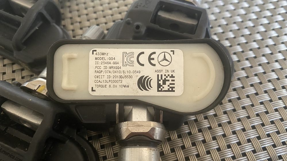 СЕНЗОР за налягане в гумата MERCEDES TPMS 2546A-GG4