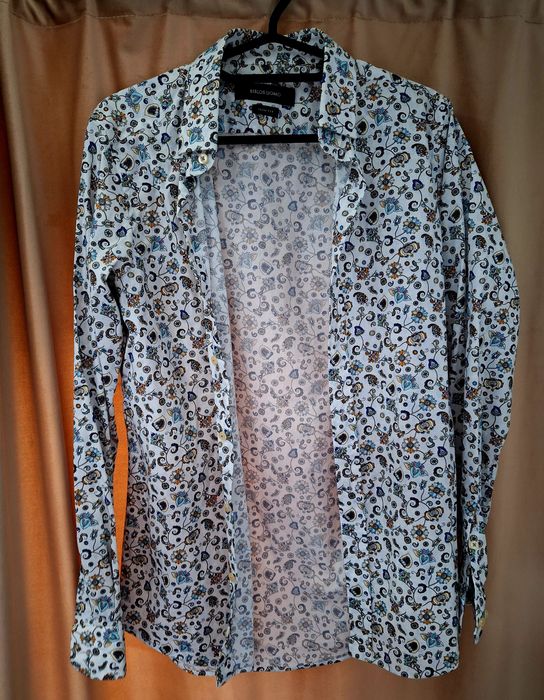 Vând cămașă si sacou