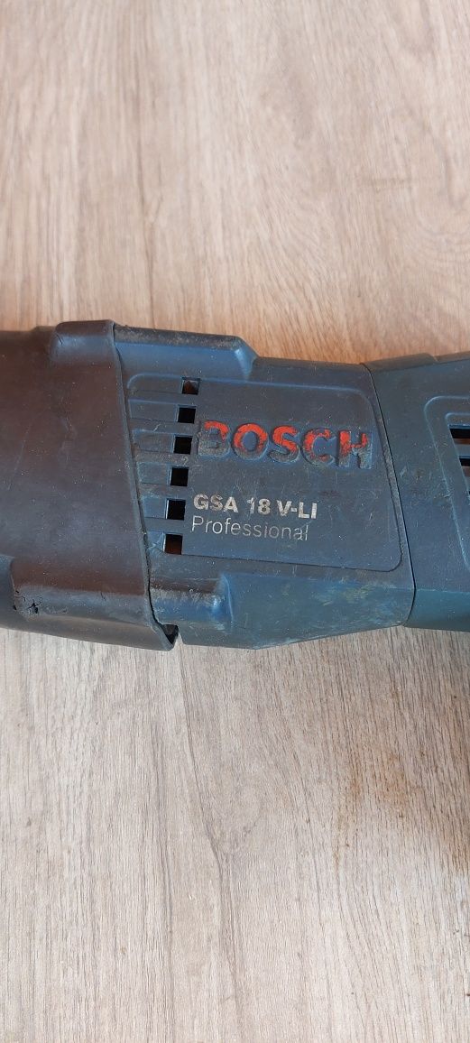 Fierăstrău sabie bosch gsa 18v