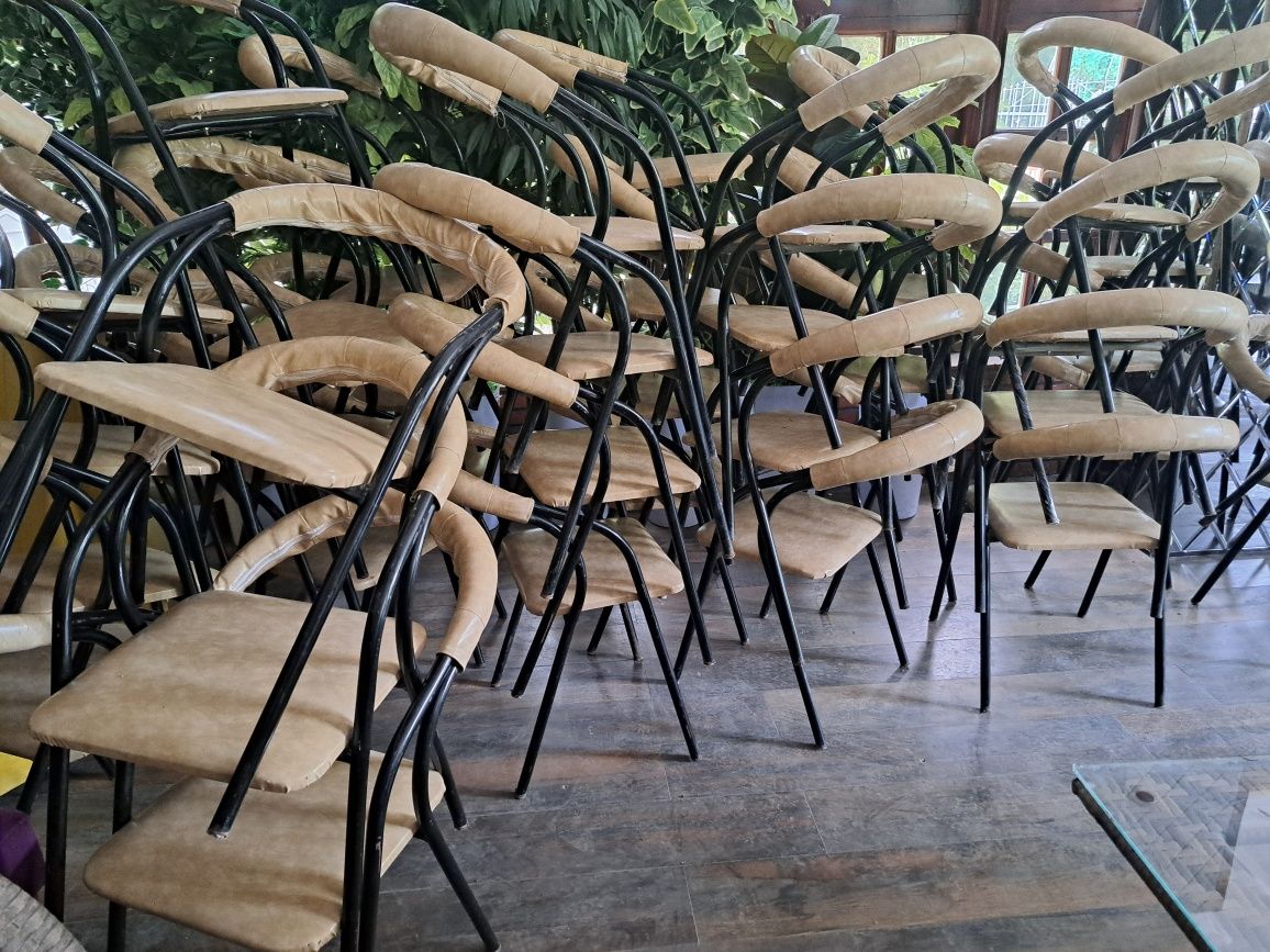 Столы со стульями