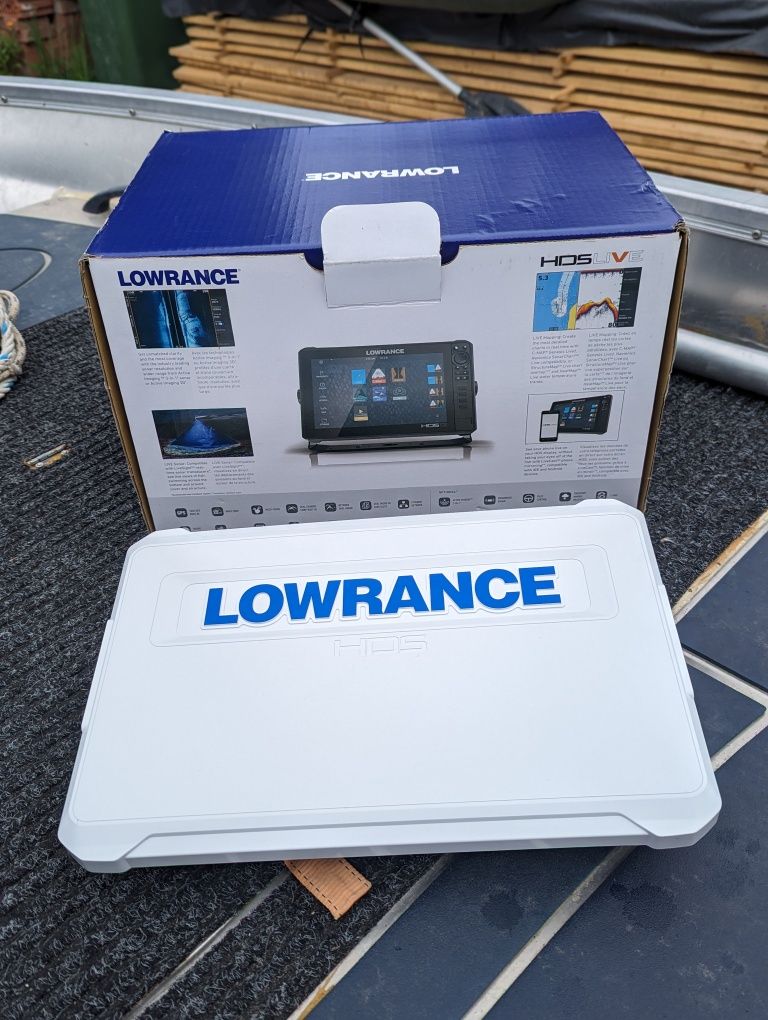 Lowrance HDS Live 12