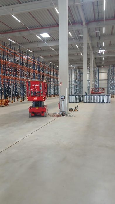 Rafturi metalice industriale