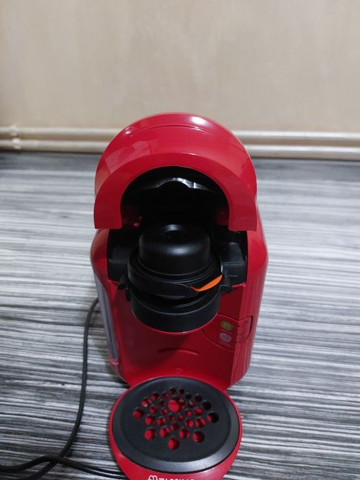 Vând Espressor Bosch Tassimo