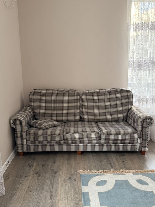 Продаем диван по символической цене