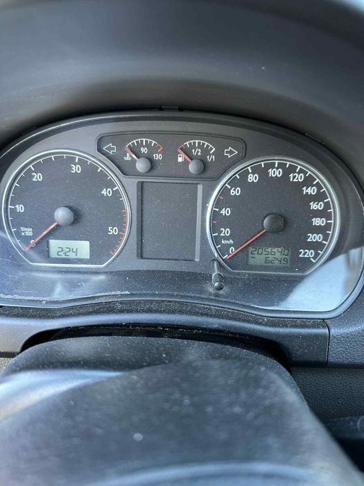 Vând Volkswagen polo 1.9 tdi