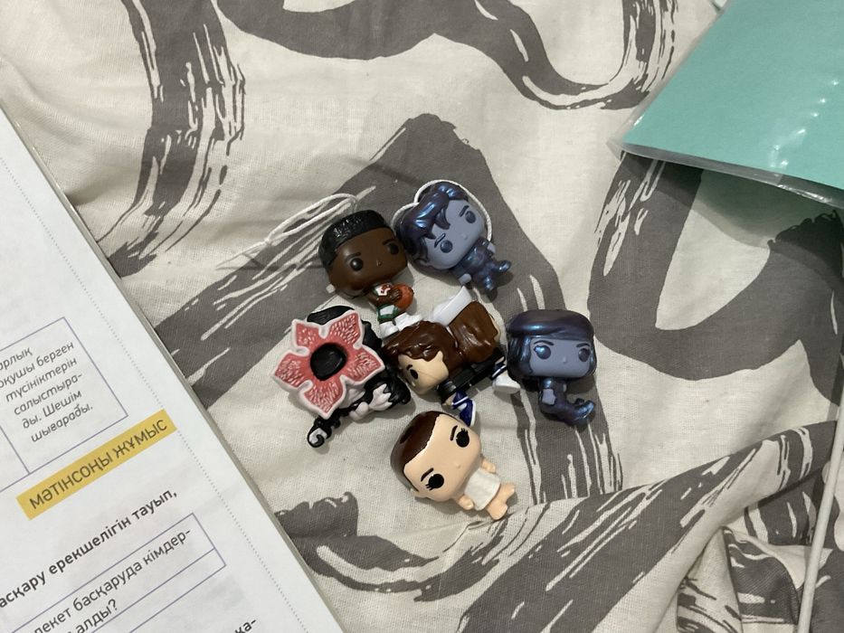 Продам фигурки осд