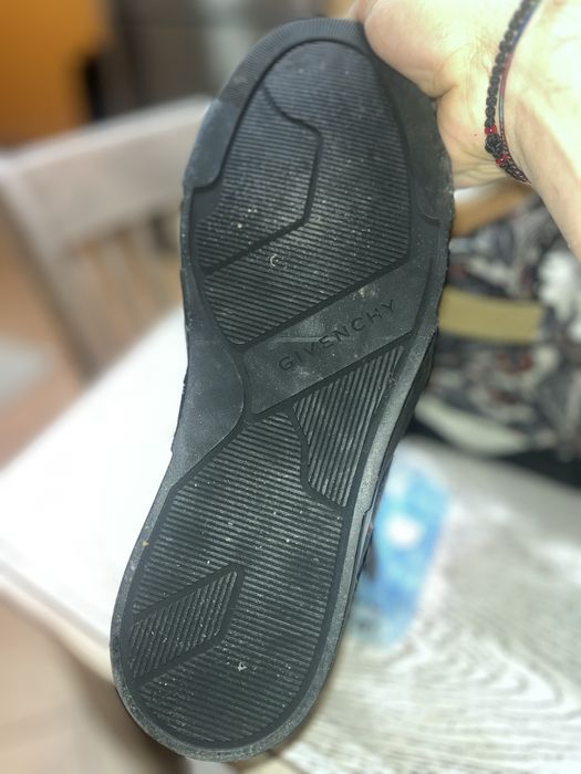 Оригинални кецове Givenchy 43 номер