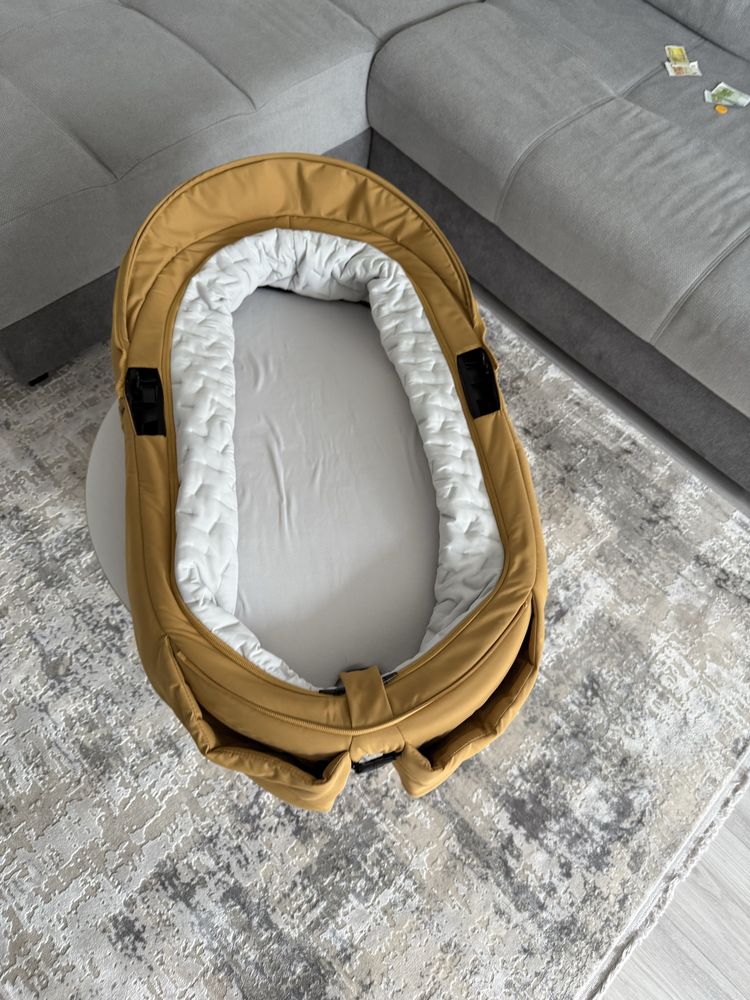 Cărucior 2 în 1 Stokke® Xplory X – Ca nou!