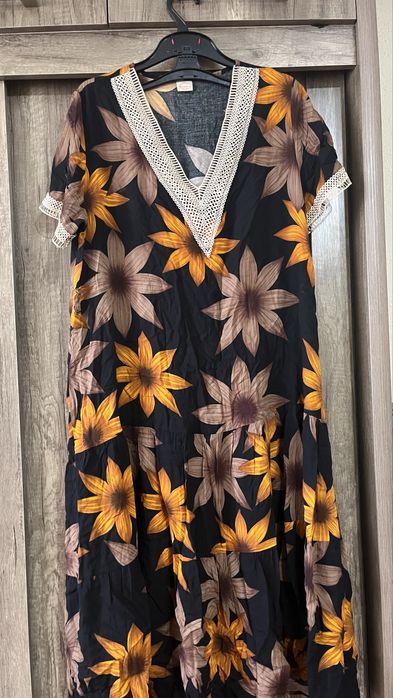 Платье, кофточки в хорошим состояние