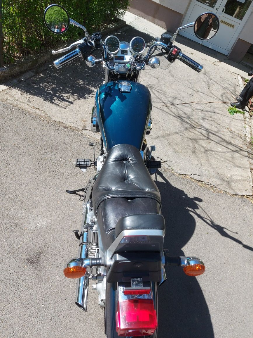 Vând Kawasaki Vulcan VN 750 five stars