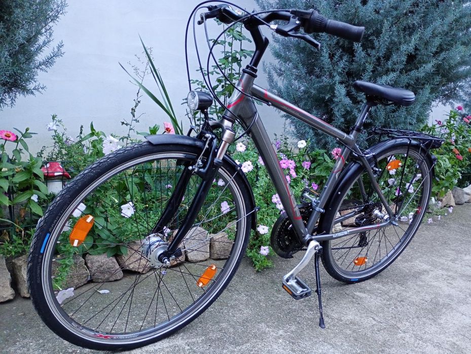 Bicicletă bărbați BBF,roți 28,cu 3x7 vit,stare f bună !