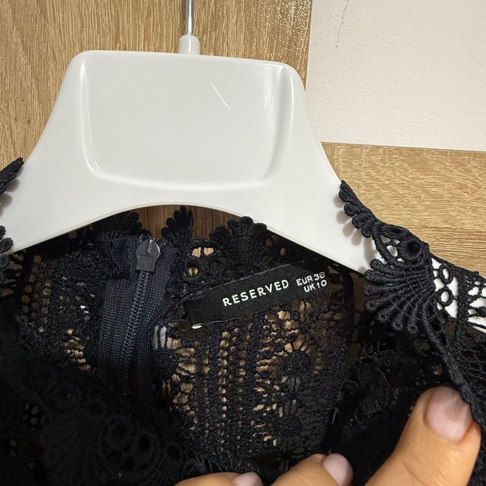 Миди дантелена рокля Reserved