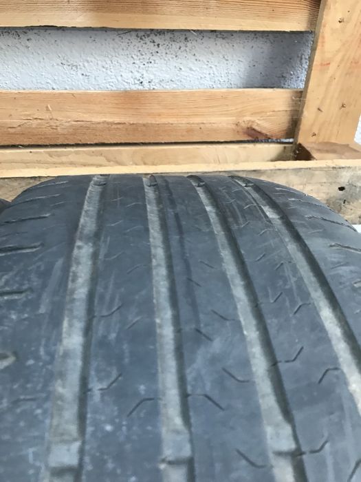 Set anvelope de vara 235 55 18 Continental