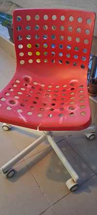 Детски стол за бюро Икеа , модел SKOLBERG.