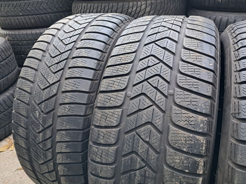 Anvelope second iarna 245 50 R18 Pirelli *RFT RSC