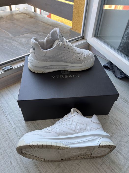 Versace Odissea tenisi