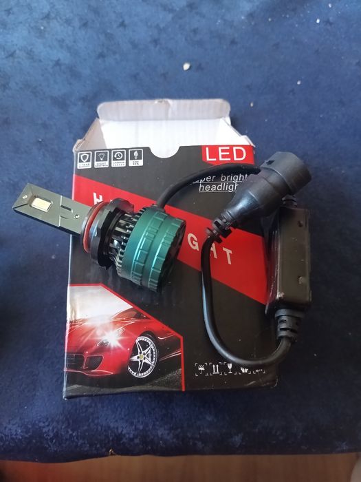 LED крушки H11 и HB4