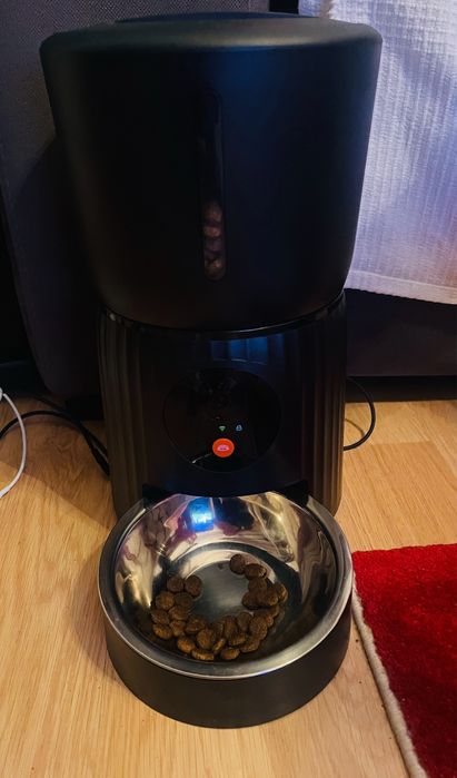 Hranitor/dozator automat INTELIGENT, camera VIDEO HD, sigilat