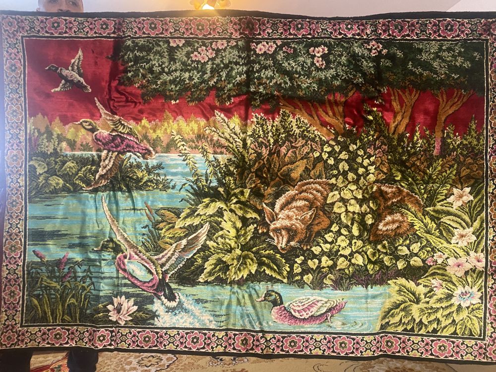 Carpeta persana rara vulpea la vanat anii 80