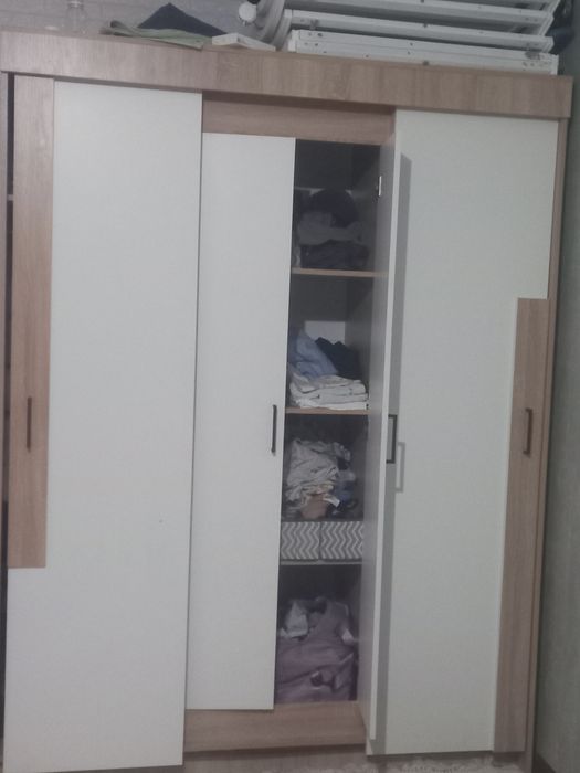 Шкаф  жагдай оте жаксы