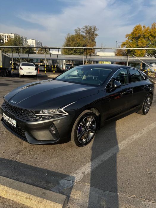 Автомобиль kia k 5