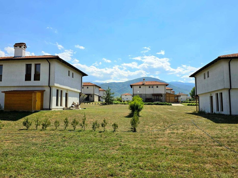 Обзаведено студио в голф клуб