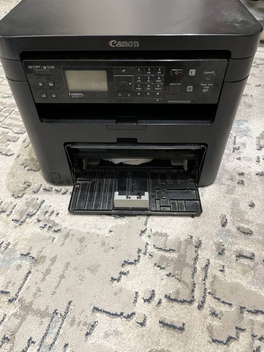 Принтер Mf 211.