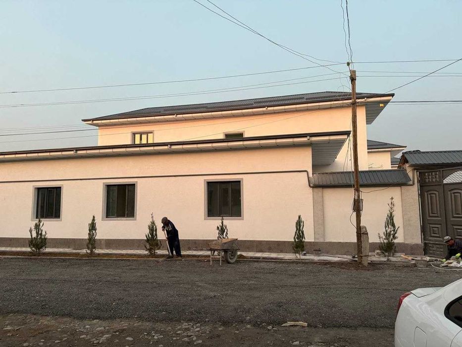Продается Участок в Лайлак  махалла  3,5 соток 6 комната евро рем
