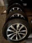 Продам диски с покрышками 235/55/R18