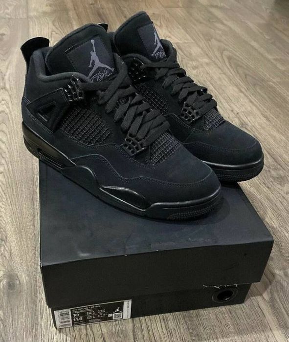 Air Jordan 4 Black Cats