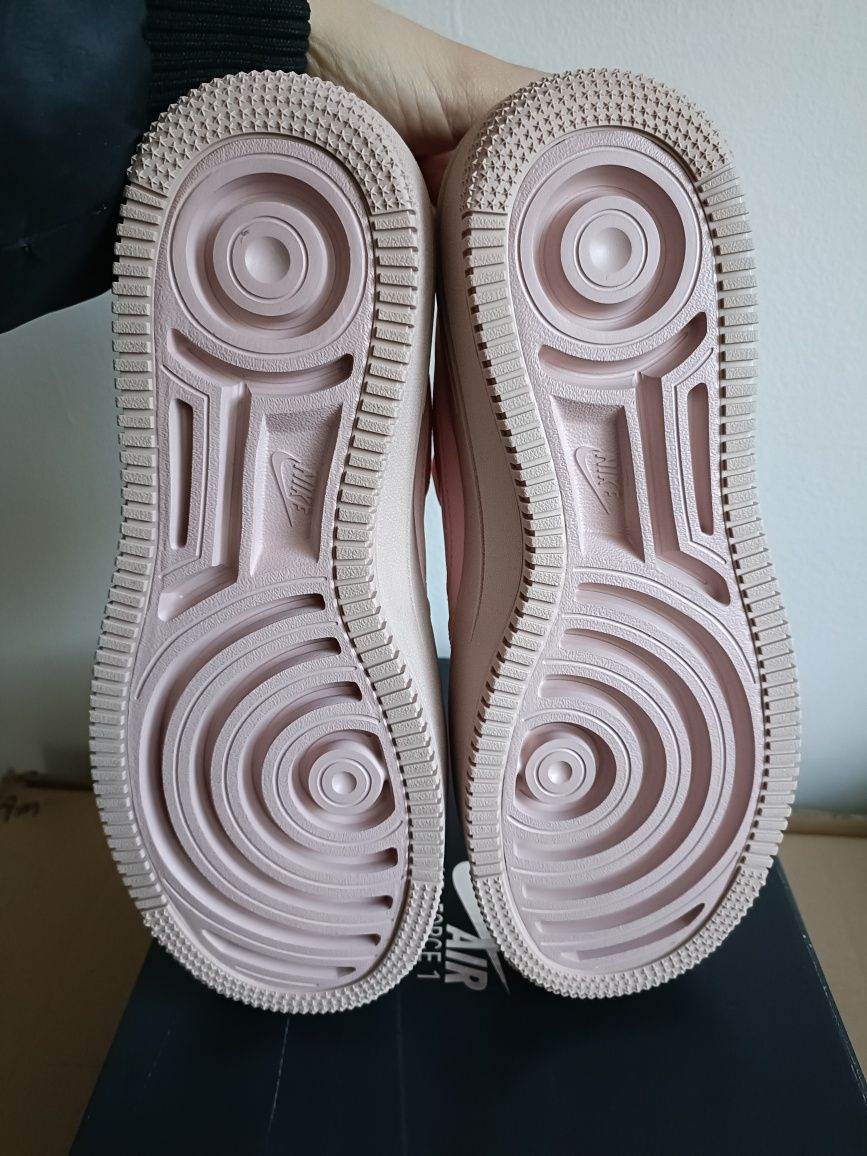 Nike Air Force 1 PLT.AF.ORM Pink номер 40