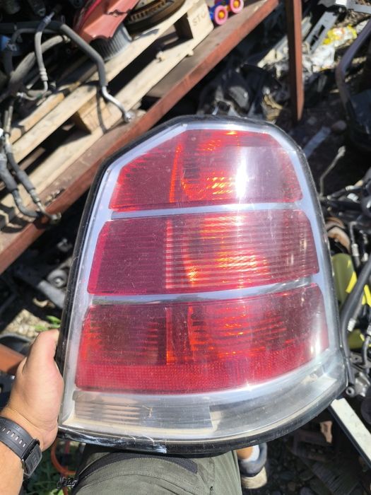 Ляв стоп Opel Zafira B