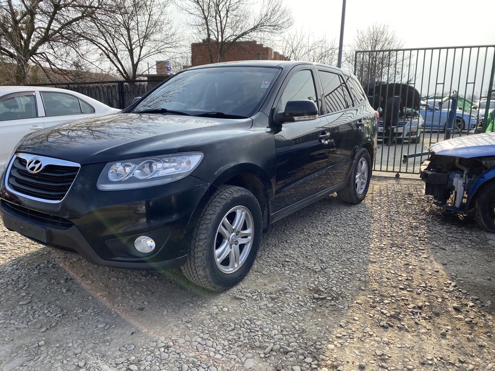 Fuzetă stânga față Hyundai Santa fe 2.2 crdi 2011