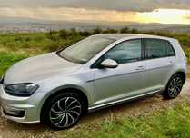 Volkswagen Golf GTE 204 CP, keyless, full led, 2 seturi de roti, camera, ACC