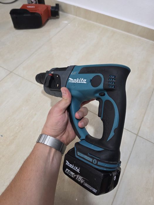 Rotopercutor Makita DHR202