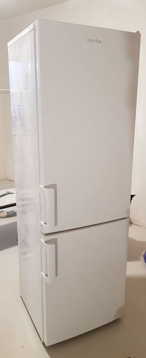 Combina frigorifică ARCTIC  AK54270+