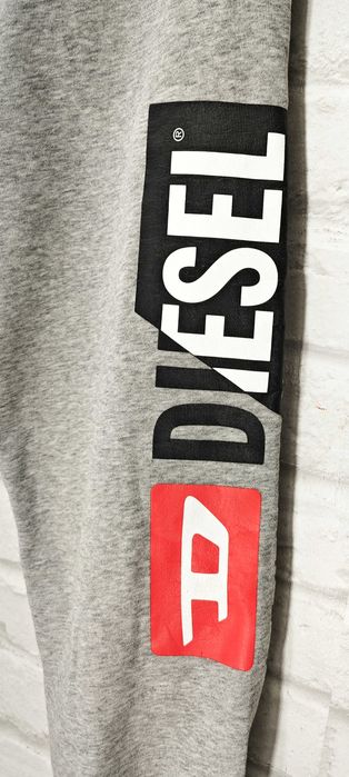 DIESEL Оригинално долнище за момче размер 13 - 15 г