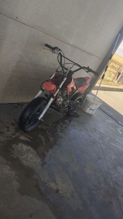 Vând motocross 125cc