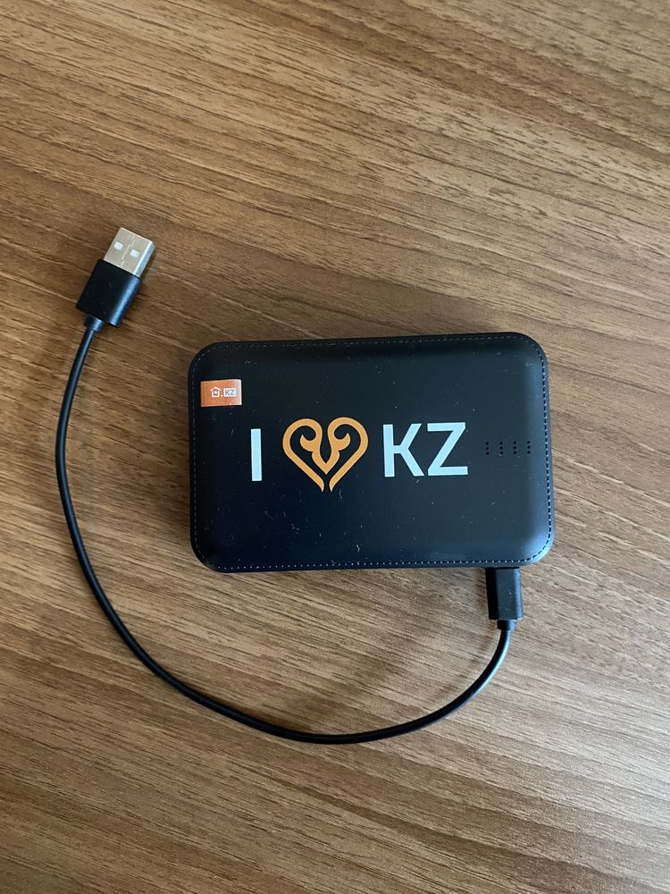 Карманная зарядка (Power bank)