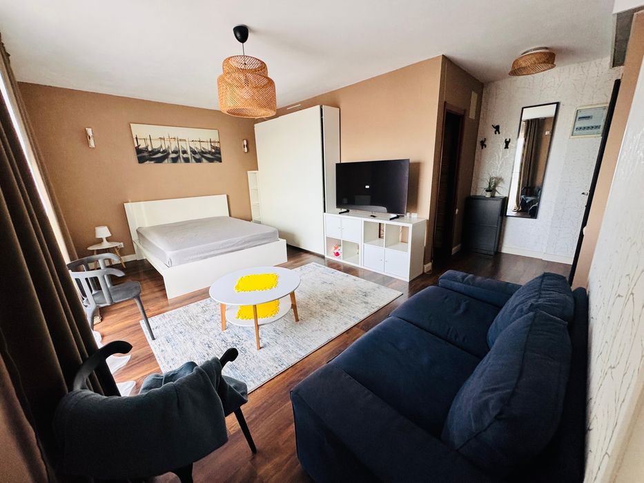 Inchiriez garsoniera Monte Carlo