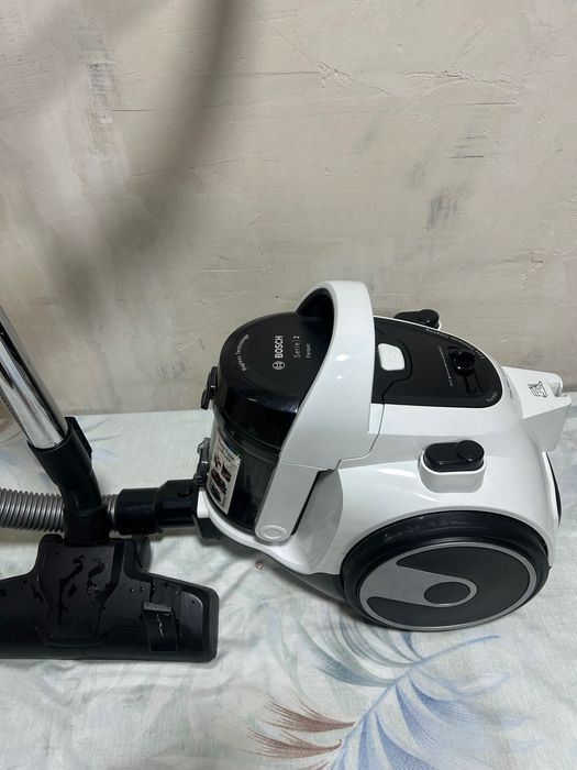Bosch авто пылесос