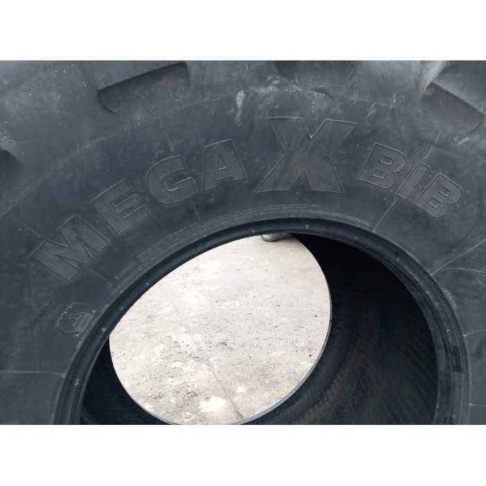 Cauciucuri 900/60R32 9006032 marca Michelin.