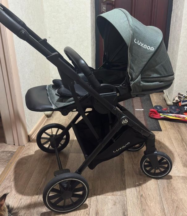 Коляска в хорошем состоянии