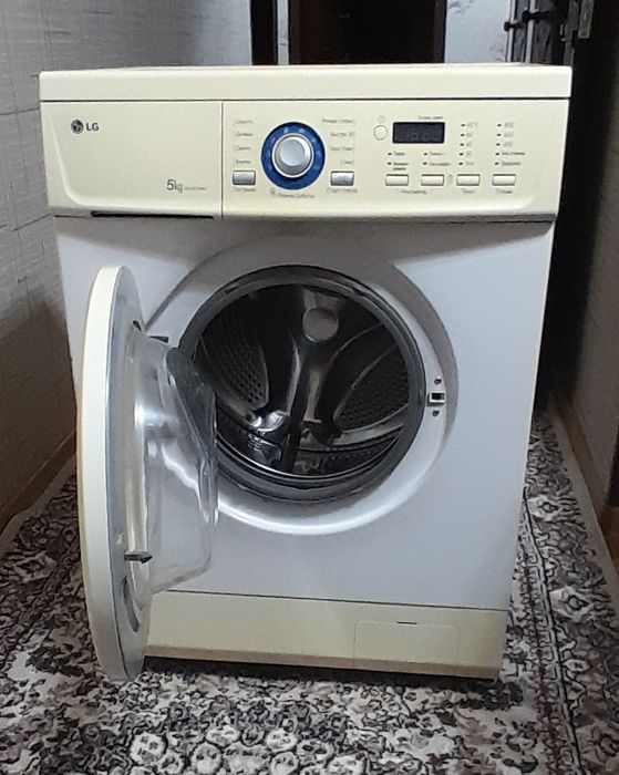 Продам стиральную машину