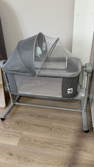 Продам манеж есть пультовое управление