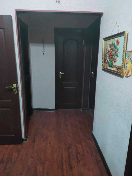 СРОЧНО продается просторная 3х ком квартира 93 м²  (888)